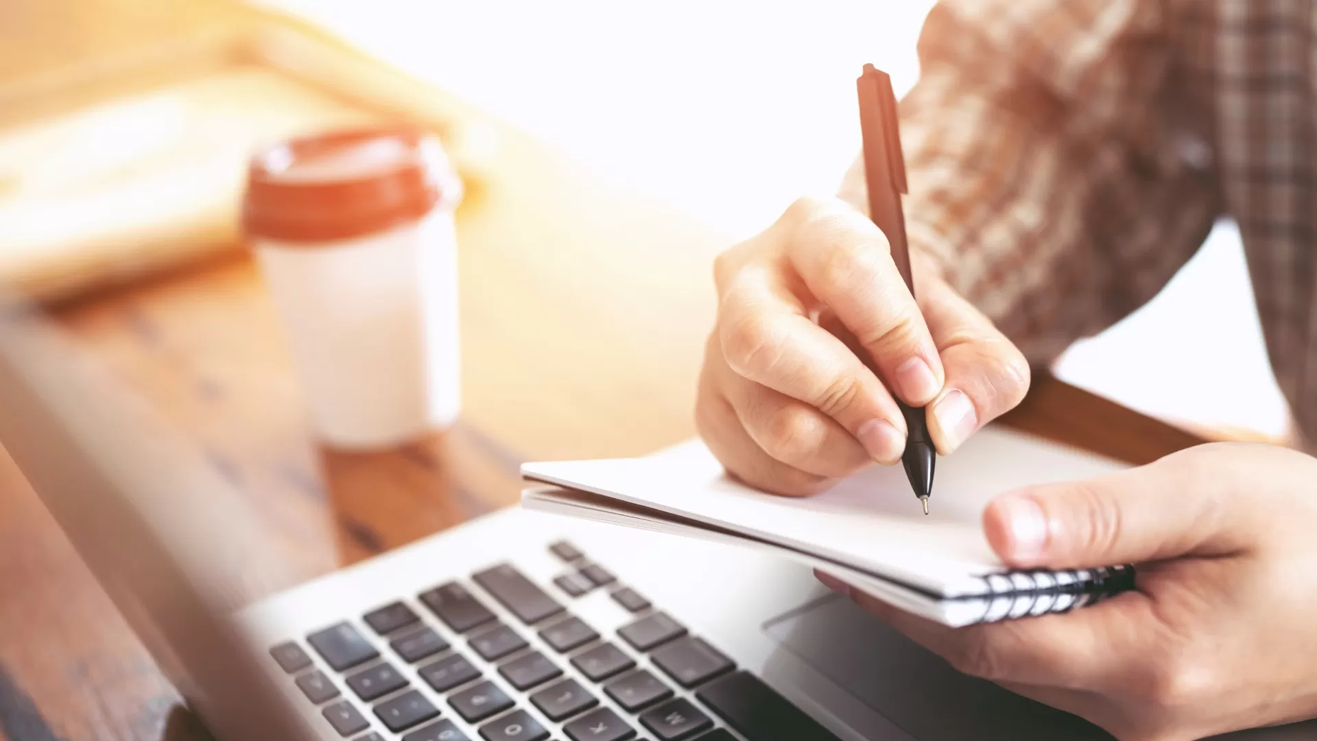 Melhor Criador de Site para Negócios 2025: Guia Prático e Atualizado